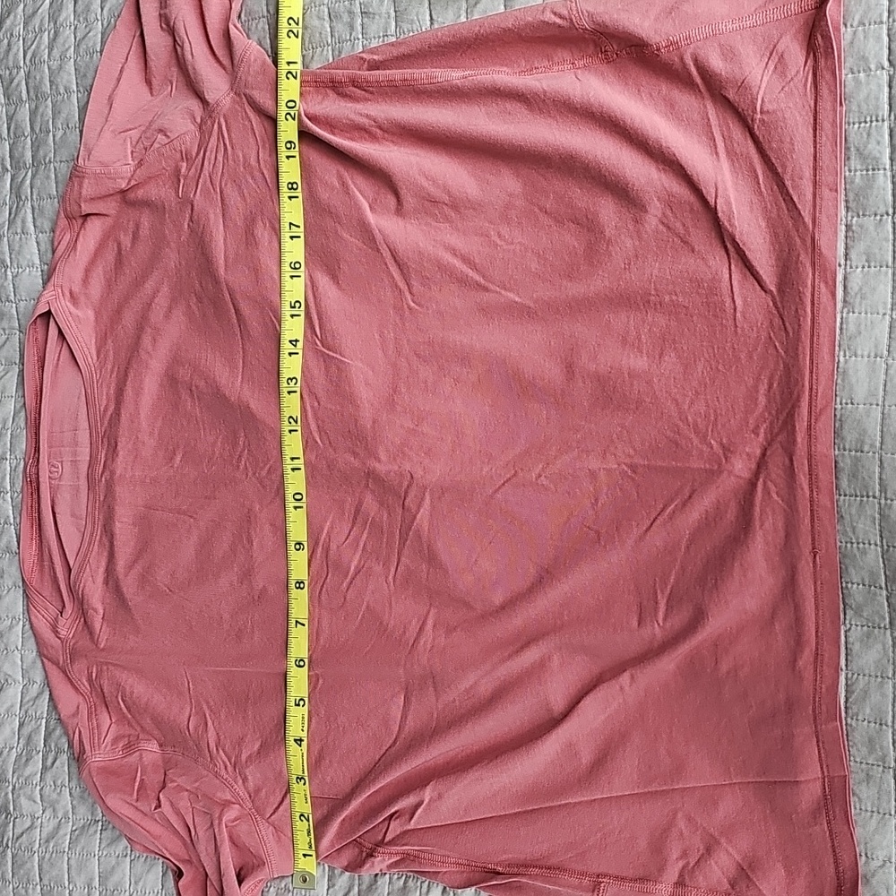 Lululemon Back In Action Top - Picture 6 of 8